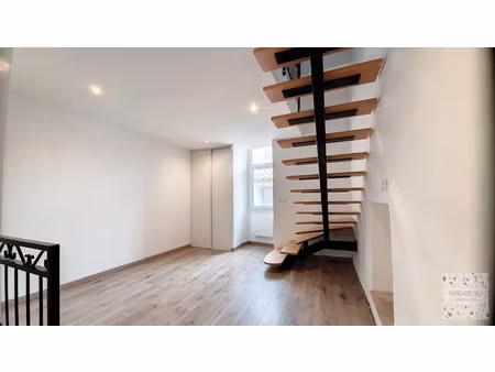 location maison 3 pièces 44 m² à la bastide-des-jourdans (84240), 640 €