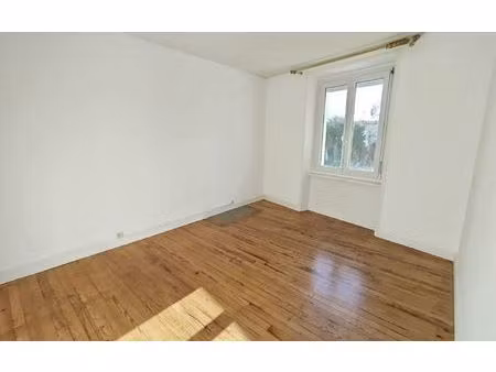 location appartement, m² t-3 à brest, 645 €