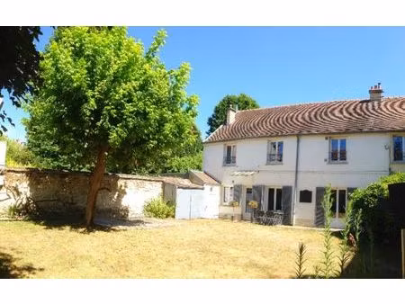 location appartement, m² t-3 à fontainebleau, 1 845 €