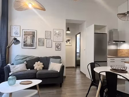 location meublée appartement 3 pièces 46 m² à aix-en-provence (13090), 1 500 €