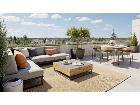 3 pieces lumineux et traversant avec terrasse