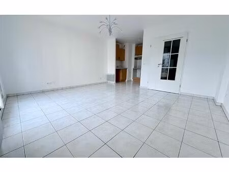 location appartement, m² t-2 à rosny-sous-bois, 995 €