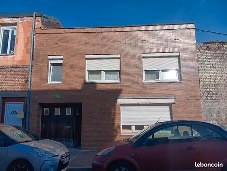 maison 3 pièces 82 m²