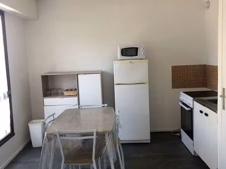 studio + place parking sécurisée