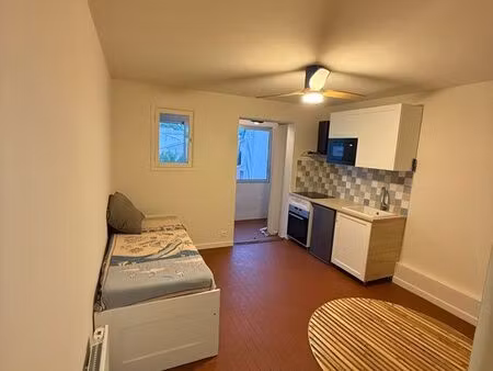 studio rénové port d’hyeres