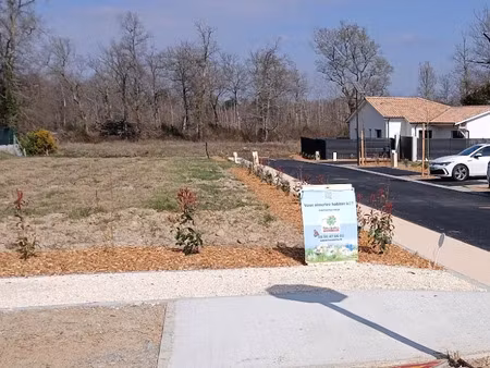 vente terrain 577 m² à créon (33670), 135 000 €