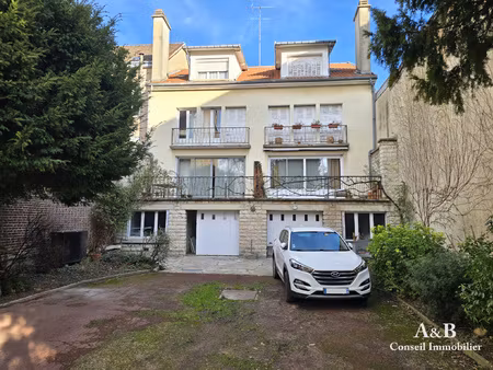 appartement t10 avec garage et terrasse proche gare