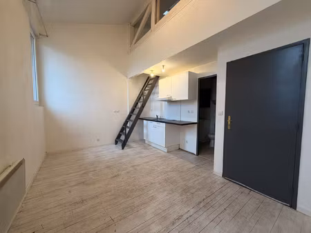 appartement de type t1 bis, quartier saint-augustin