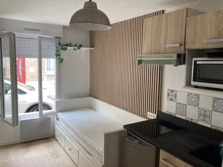 location appartement 1 pièce 23 m² à amiens (80000)