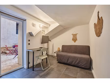 location appartement 1 pièce 12 m² à aix-en-provence (13090), 595 €