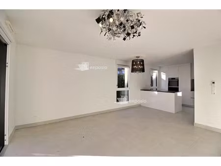 location appartement 3 pièces 70.75 m² à strasbourg (67000), 1 160 €