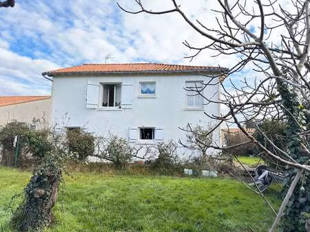 vente maison aux sables-d'olonne (85100) : à vendre / 147m² les sables-d'olonne
