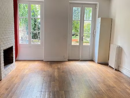 location appartement 2 pièces 42.83 m² à paris 17ème (75017), 1 337 €