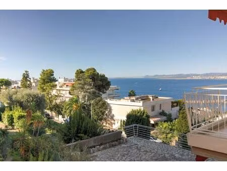 location 3 pièces meublé mont boron