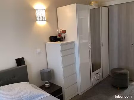 t2 meublé – appartement fonctionnel et agréable