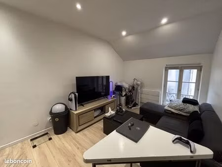 studio 1 pièce 20 m²