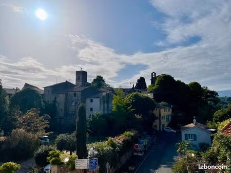 grande maison de village à rénover