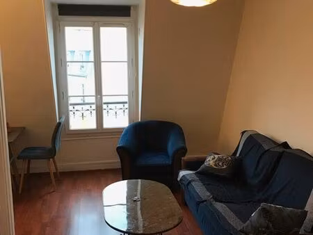 loue t2 meublé immeuble haussmanien