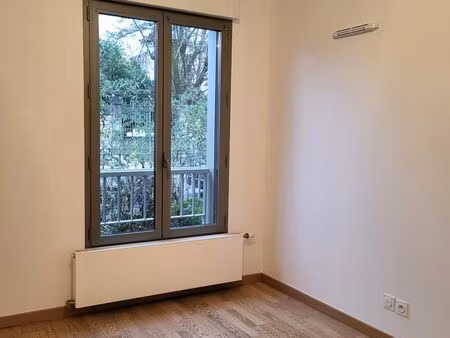 appartement en centre-ville rez-de-chaussée – 1 chambre - refait à neuf