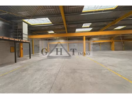 a louer a la ville du bois un entrepot de 1 240 m2