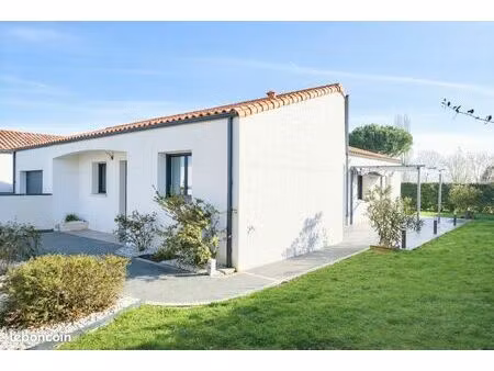 maison d’artisans – 104 m² – construction 2013