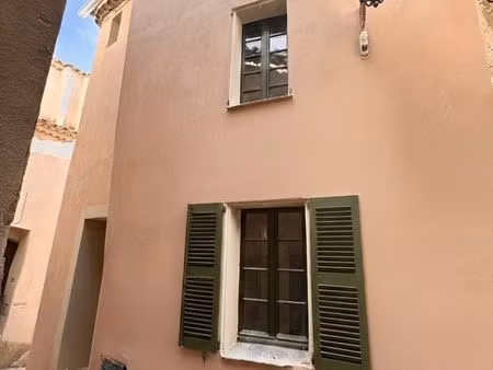 maison de village avec terrasse