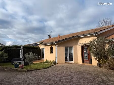 rillieux-la-pape – maison individuelle de plain-pied 142,96 m² – 4 chambres