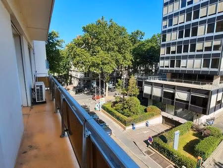 appartement 3 pièces 77 m²