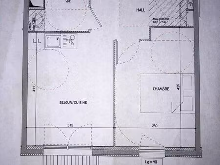 appartement pierre benite 2 pièces 35 m² avec balcon et garage dans bâtiment aux normes bb