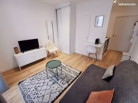 studio rénové 20 m² – calme sur cour – lyon 4 – proche saône - vendu meublé