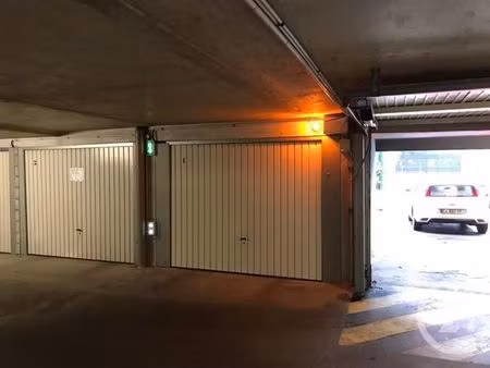 parking à louer - 13 m2 - nantes - 44 - pays-de-loire