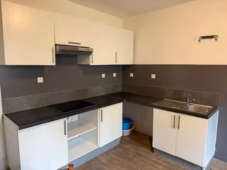 location appartement 2 pièces 52 m² à limoges (87000), 600 €