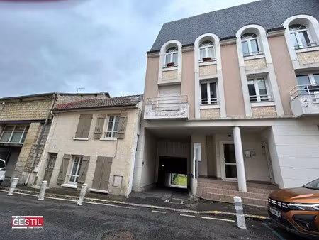 location parking à pontoise (95000), 45 €