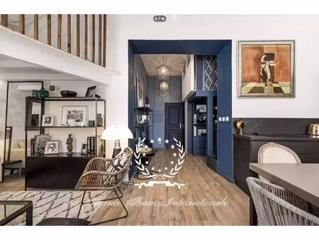 3 pieces avec mezzanine - terrasse - 700m du marché forville