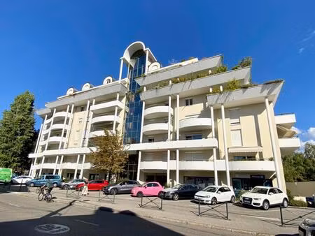 2p+c - 10 avenue du stand à annecy