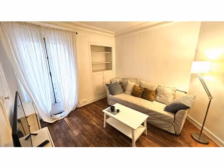 à louer : appartement 2 pièces à paris - meublée