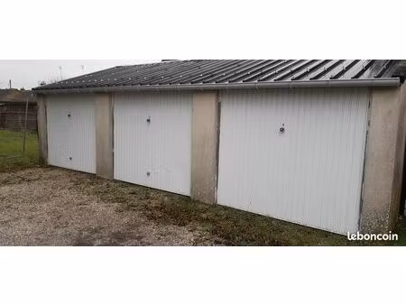 garage à louer