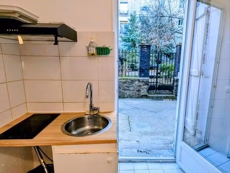 studio 14 m² paris 18