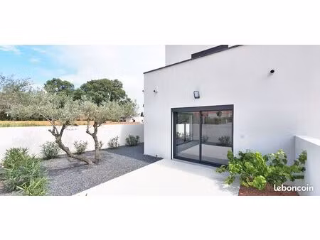 sorede, villa 3 faces récente avec jardin et garage