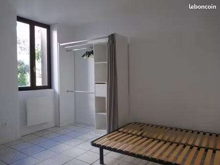 quartier marengo/ jolimont, t1 de 24 m² au 1er étage