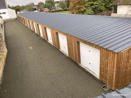 location garage / box / garde meubles 21 m²