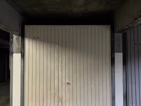 parking 12 m² colmar