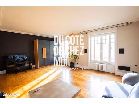 appartement 6 pièces 225 m²