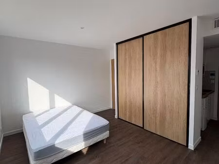 studio 1 pièce 22 m²
