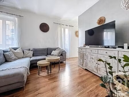 appartement f4 à vendre - 4 pièces - 9847 m2 - cagnes sur mer - 06 - provence-alpes-cote-d