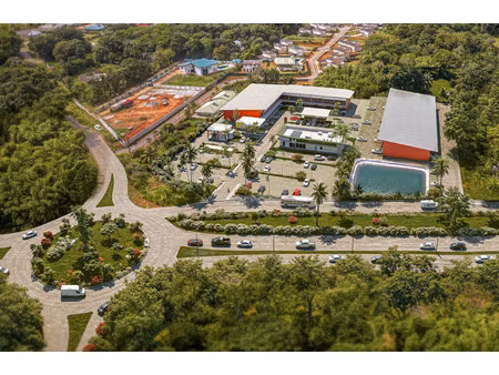 local professionnel à louer macouria 201m2 3 902€/mois ht/hc