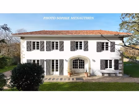 vente maison 7 pièces 205 m² à bayonne (64100), 997 500 €