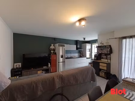 a louer chez blot vitre - t2 meuble centre ville