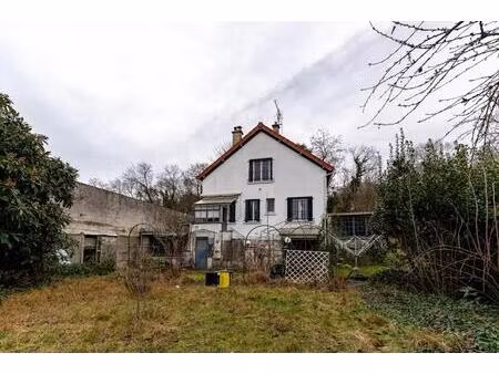 maison de 7 pièces de 165 m² à montreuil