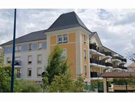 location appartement, m² t-2 à vauréal, 715 €